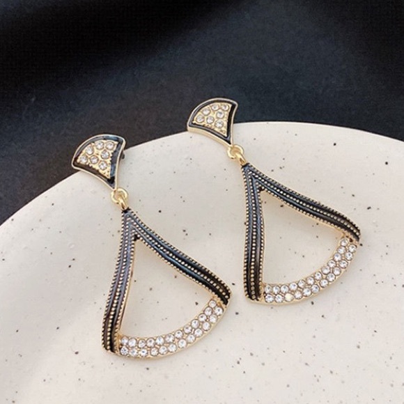 🔸2 for $15🔸Earrings - Picture 3 of 5